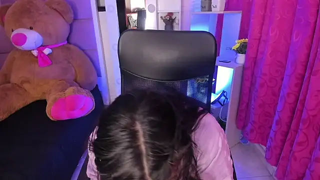 liany_taylor webcam