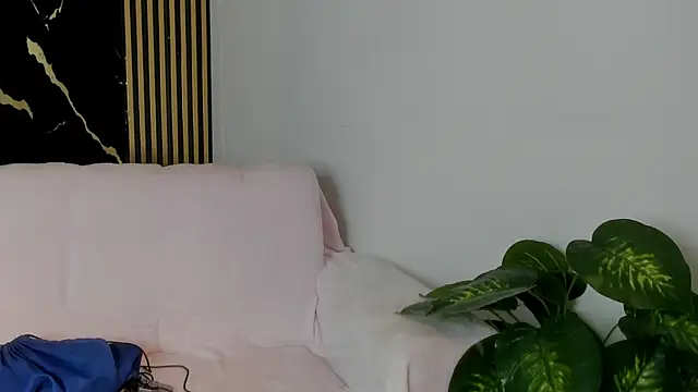 Kira_queeen webcam