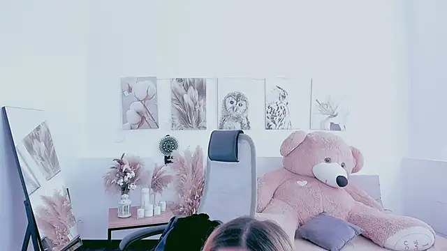 DiaAngell webcam