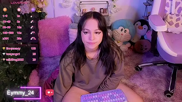 Eymmy_24 webcam
