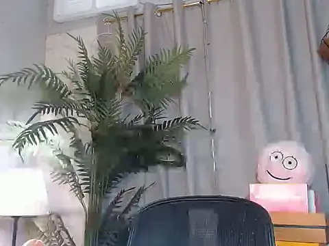 AsianTrixxx webcam