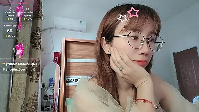Lili_666 webcam