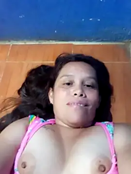 alexandra-queen webcam