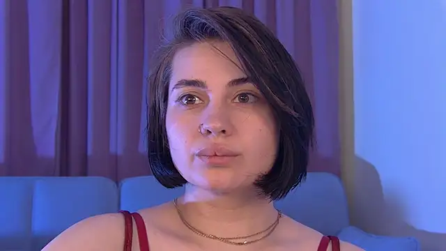 AdrianaToress webcam