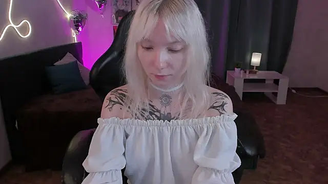 tattoo_art_baby webcam