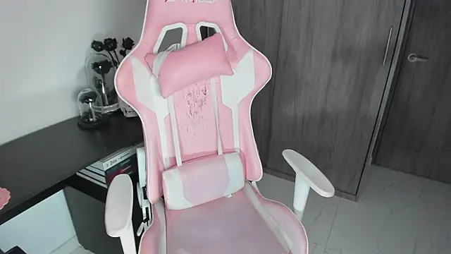 _hikaru_arimura webcam