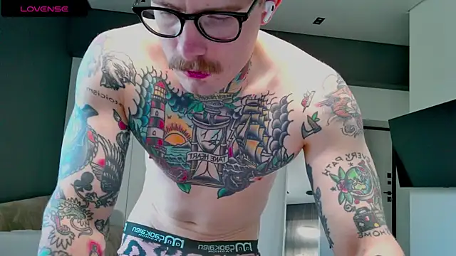 white_King9999 webcam