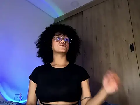 Ale_xandra webcam