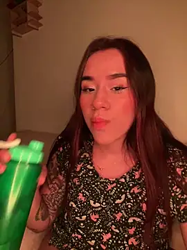 im_valen_cute - Im_Valen_Cute's free webcam - UK Sex Cams