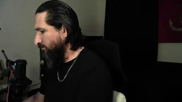 DevilPup75_ webcam