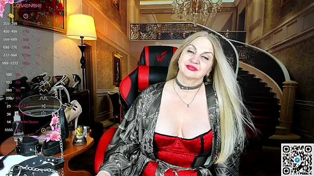 Nina_Devillle webcam