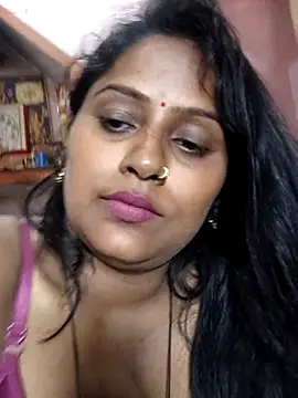 Jasmine_Januja webcam