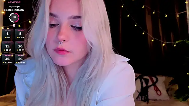 ShyniAlice webcam