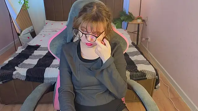 Helen_Carson webcam