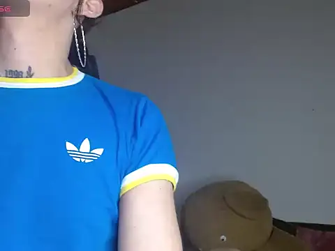 Scarlett_crastrawberry webcam
