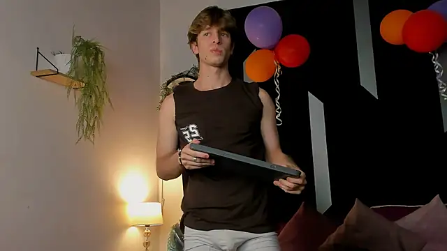 Ostin_Saints webcam