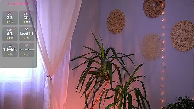 PureEllieX webcam