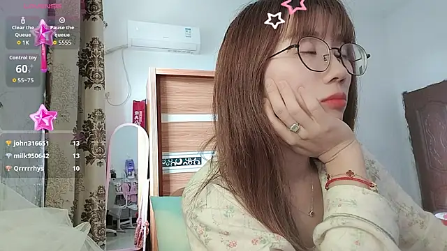 Lili_666 webcam