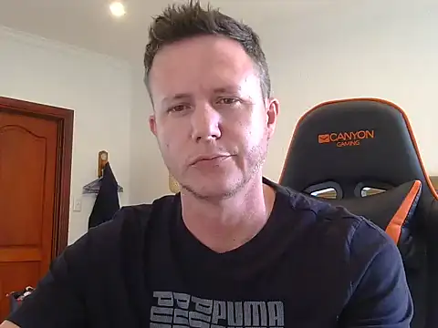 TroyDieselXXX webcam