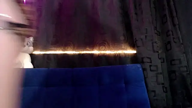 Megan_Gil_ webcam