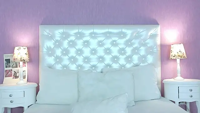 ScarletMusk webcam