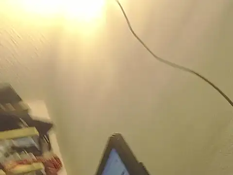 Ugh_Manux webcam