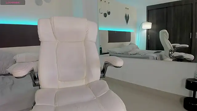 Sky_Loren webcam