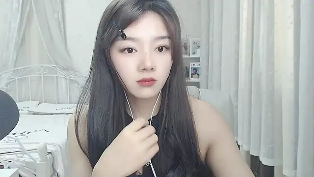 Romy-sweet webcam