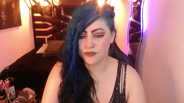 scarleth_blue webcam
