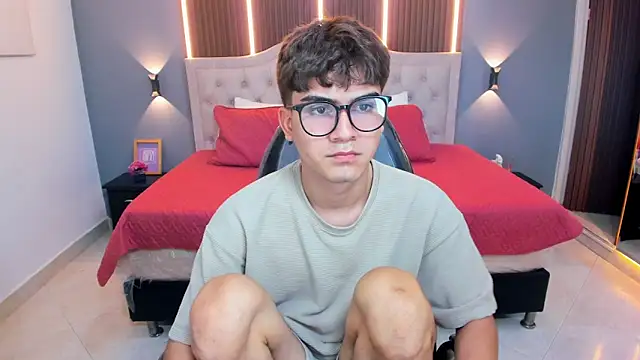 Tommy18__ webcam
