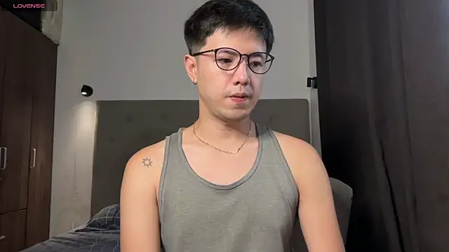 Addictiveboi webcam
