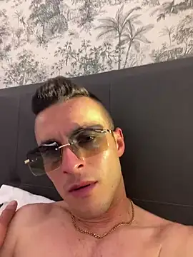 turkishmodell - Turkishmodell's free webcam - UK Sex Cams
