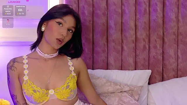 Mimi-Nyx webcam