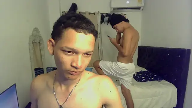 pocket_loversxxx webcam