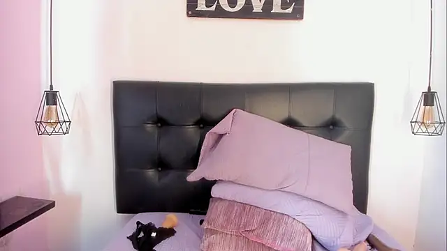 KatallelaMurillo webcam