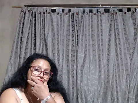 _BellaNocturna webcam