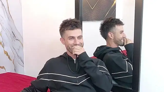 KingOfTemptation webcam