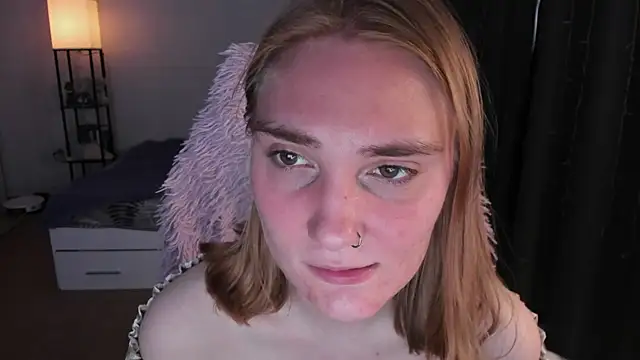 ReddHotPipper webcam