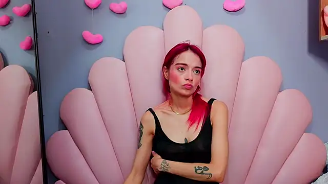 luci_miller webcam