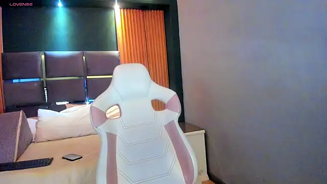 GabyRose9 webcam