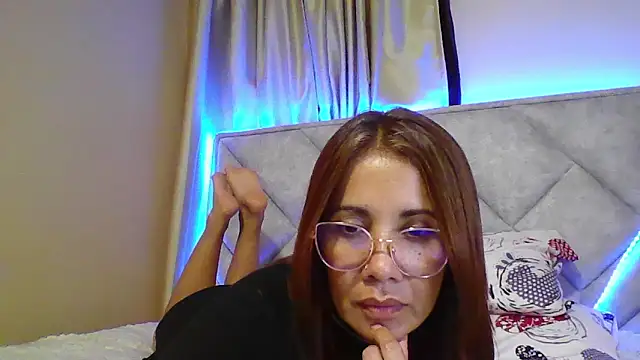 camila_star10 webcam