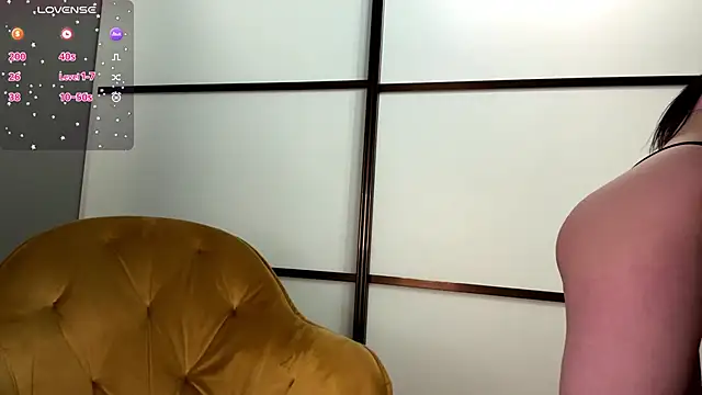 peachlunne webcam