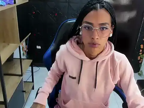 KarlaSlutSkinny__ webcam