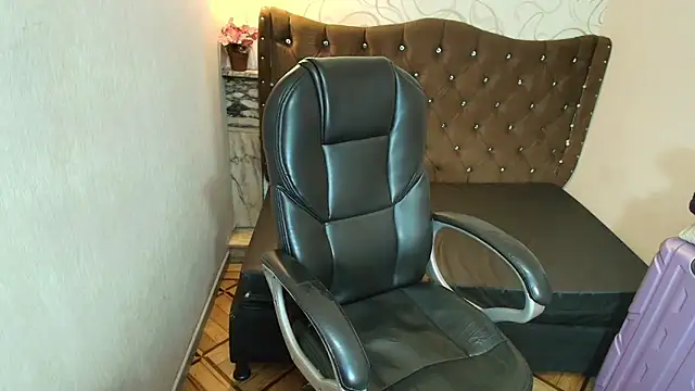 AnnyFoxx webcam