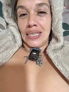 MARILYNMADELENAKOVANOVA webcam