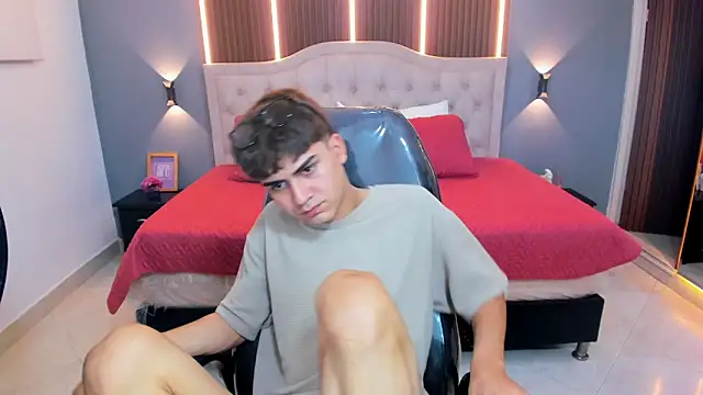 Tommy18__ webcam