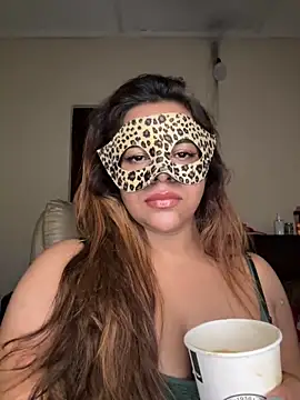 Webcam Model (SLNatasha)  is live.Free join now!