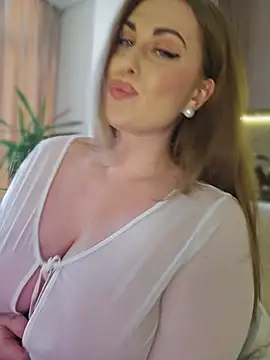 Miss_Magic_Eyes_