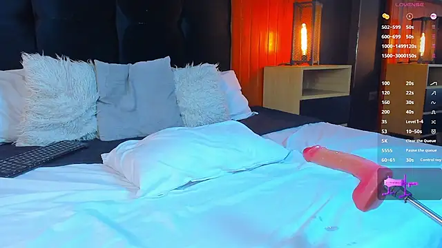 Leo_Savage_ webcam