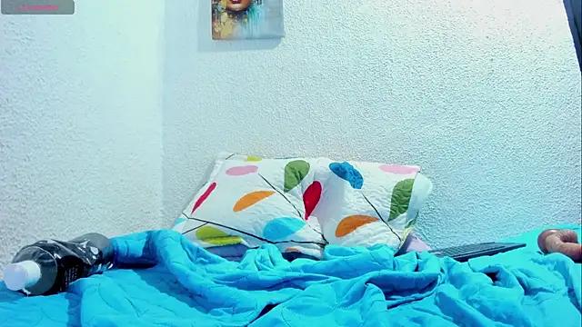 Lola_wish1 webcam